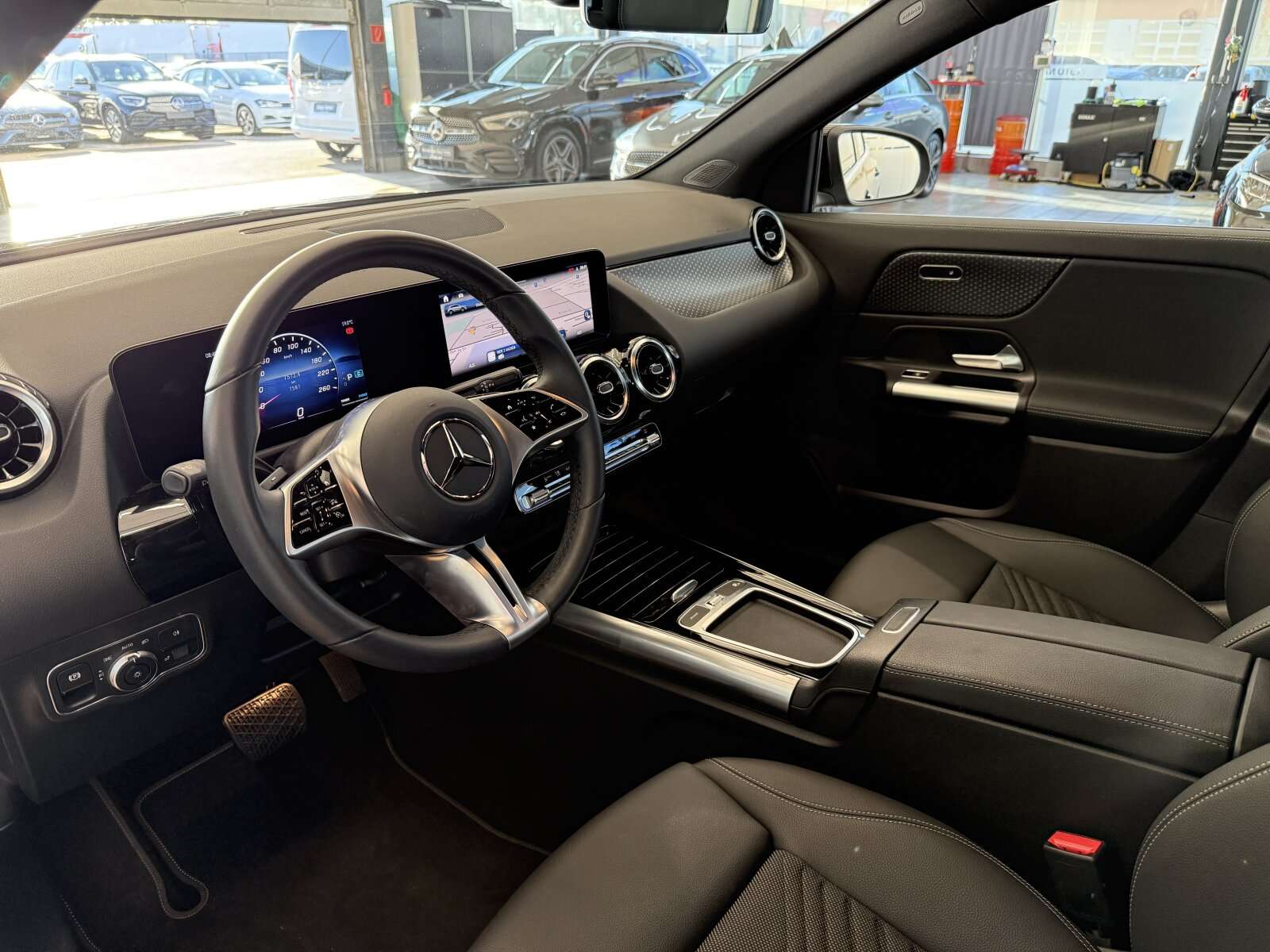 Mercedes-Benz GLA 200