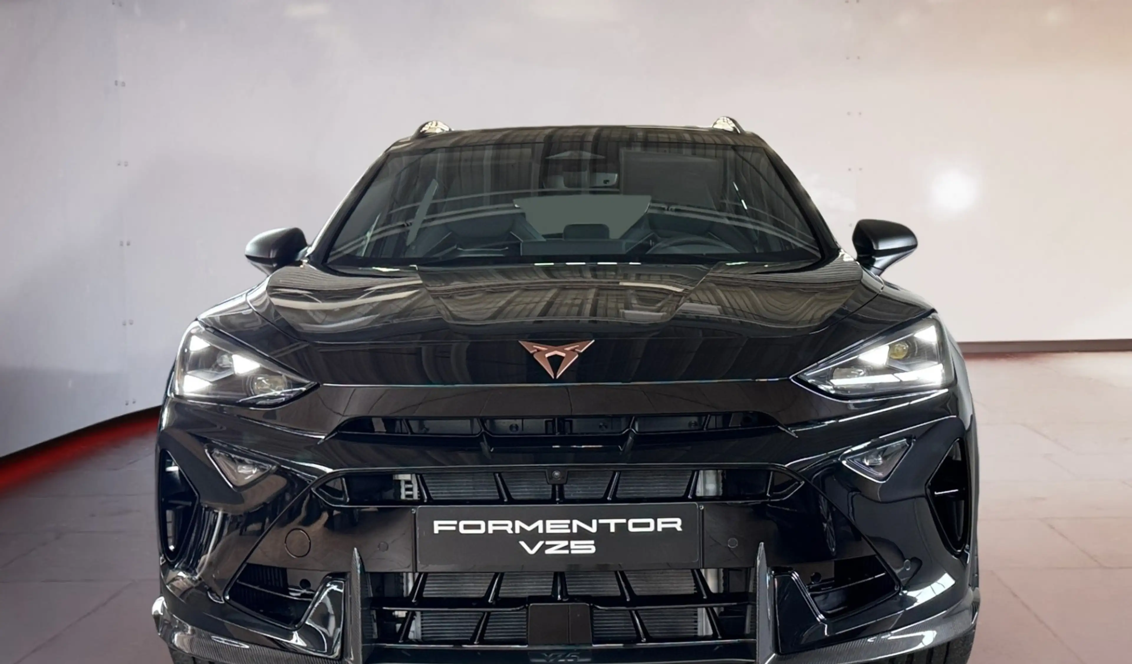 CUPRA Formentor VZ5 Formentor VZ5 ABT 2.5 TSI (635 PS) 7-Gang DSG — photo 2