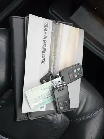 Volvo V70 view 7