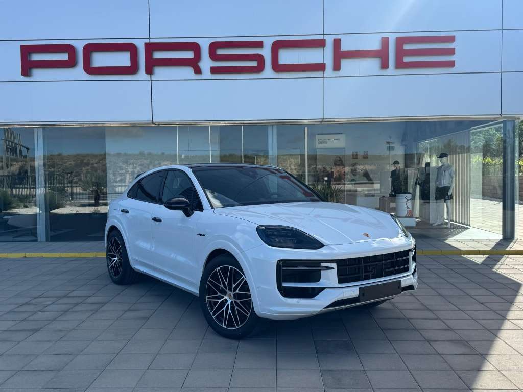 Porsche Cayenne Coupé E-Hybrid Black Edition Aut. - foto 1