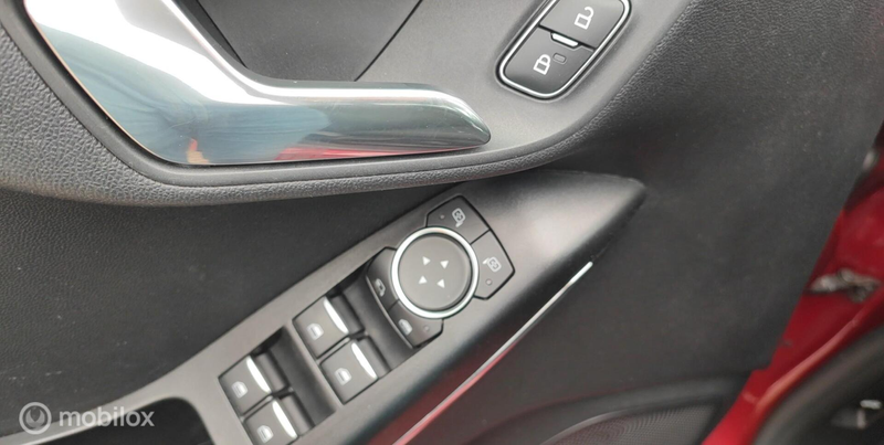 Ford Fiesta 1.0 EcoBoost AUTOMAAT Titanium NIEUW DISTRIBTIERIE — photo 29