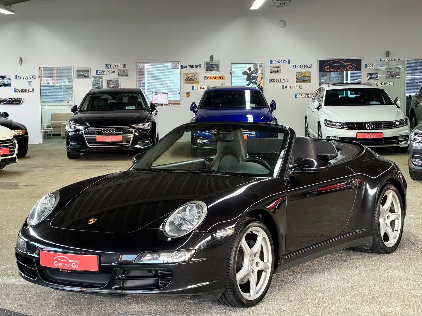 Porsche 997 /911 Carrera 4 Cabrio DFz *SHZ*NAV*XEN*19%* Schwarz - 1