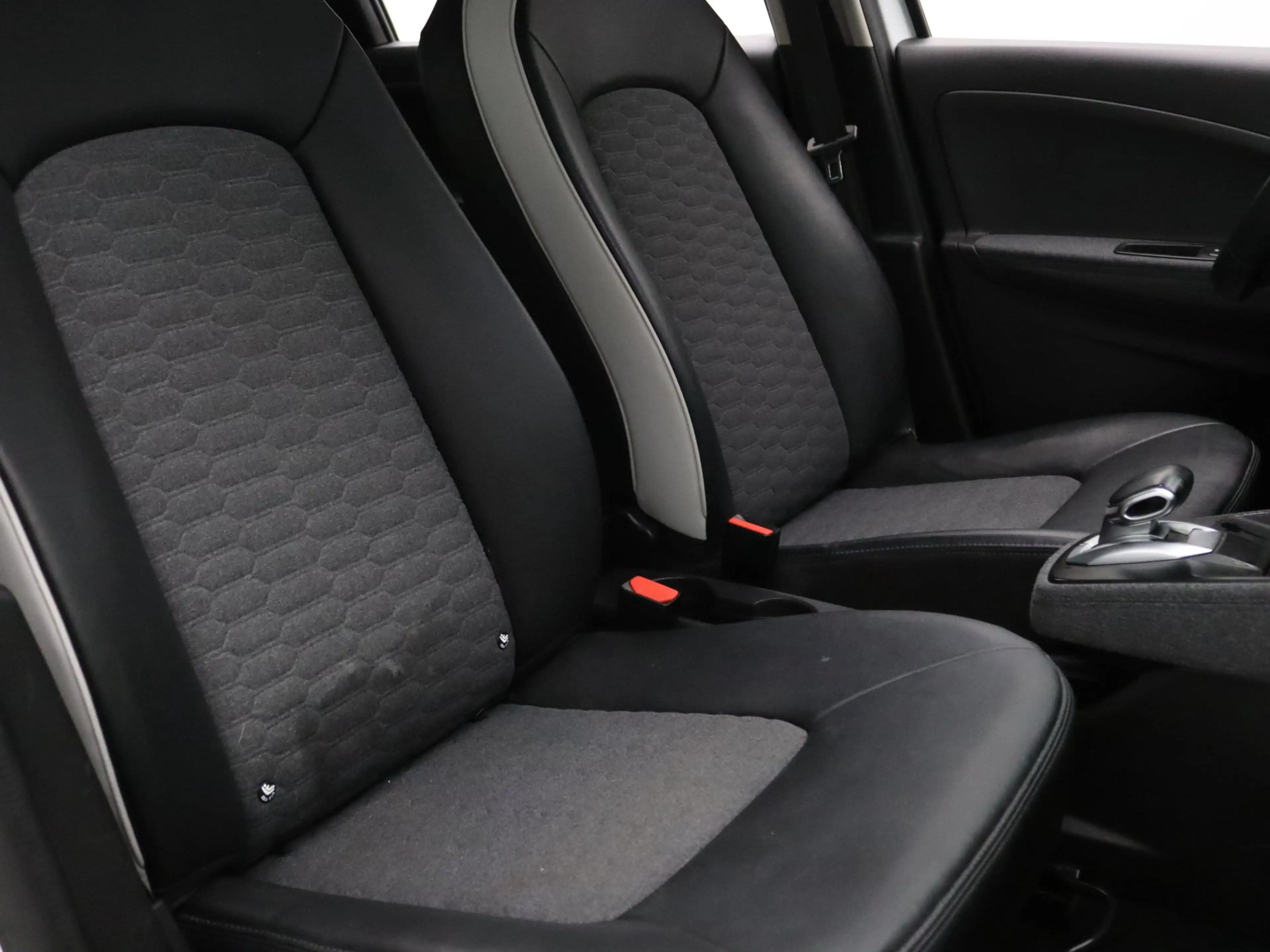 Renault ZOE R135 Zen 52 kWh KOOPBATTERIJ Apple Carplay/Android — photo 30