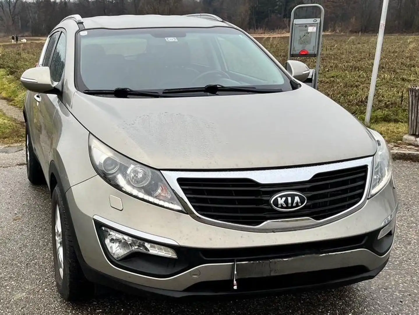 Kia Sportage Sportage Active 1,7 CRDi DPF Active Bronze - 1
