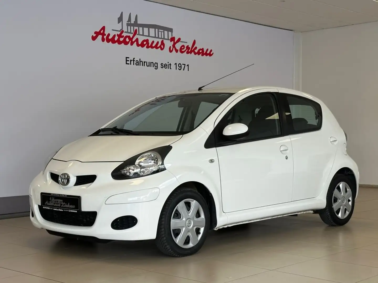 Toyota Aygo Cool +Alwetterreifen+Klima+Garantie 5 Türer Weiß - 1