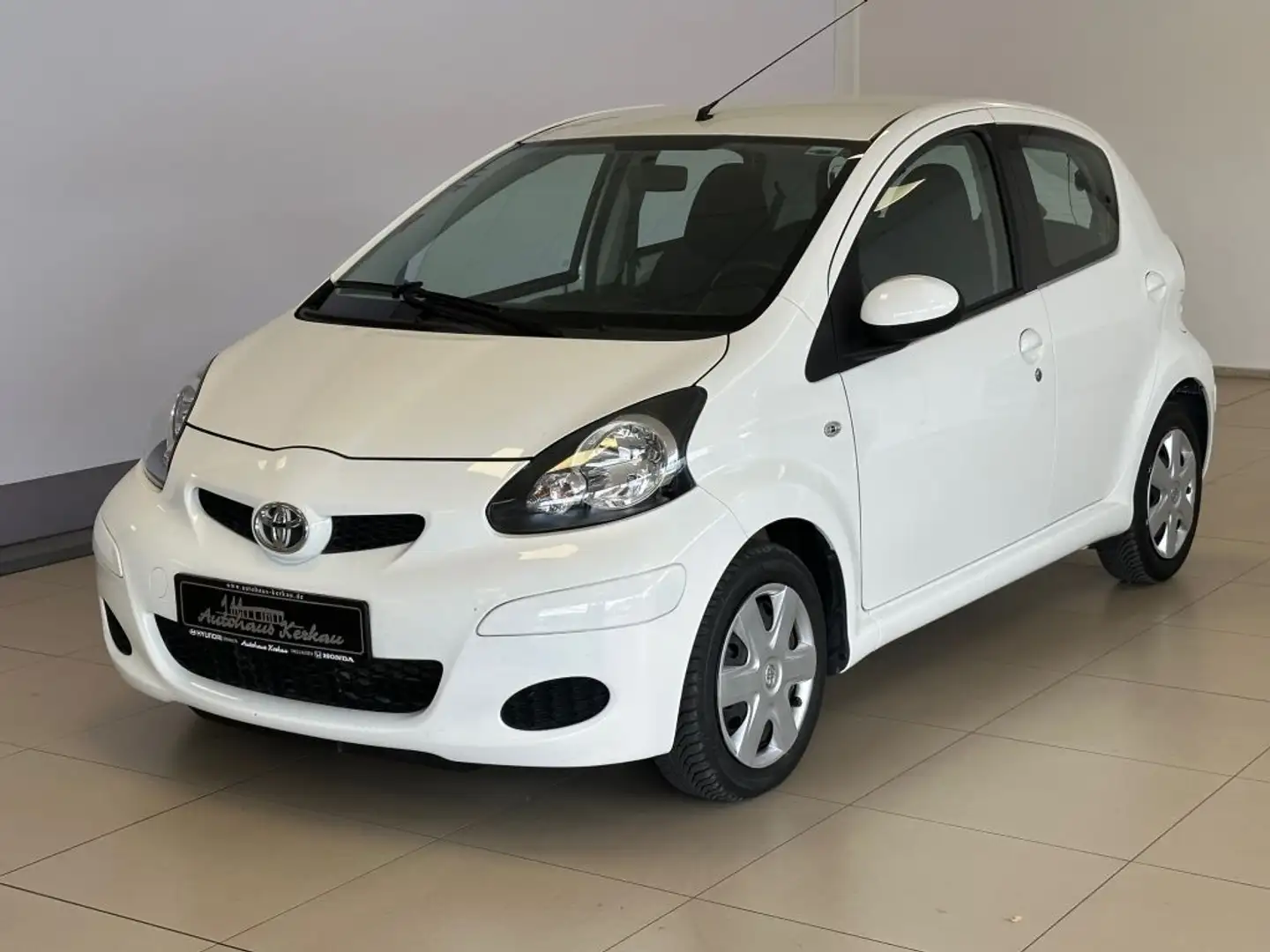 Toyota Aygo Cool +Alwetterreifen+Klima+Garantie 5 Türer Weiß - 2