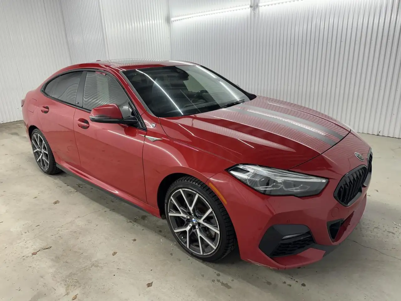 BMW 2 Series снимка BMW 2 Series