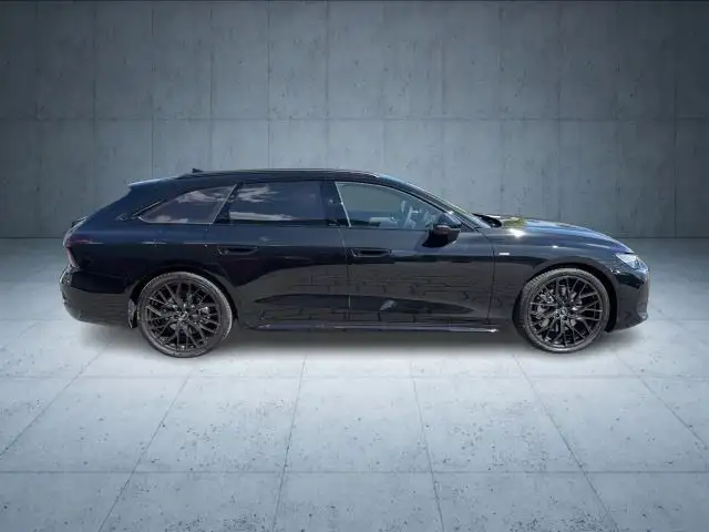 Audi A6 view 6