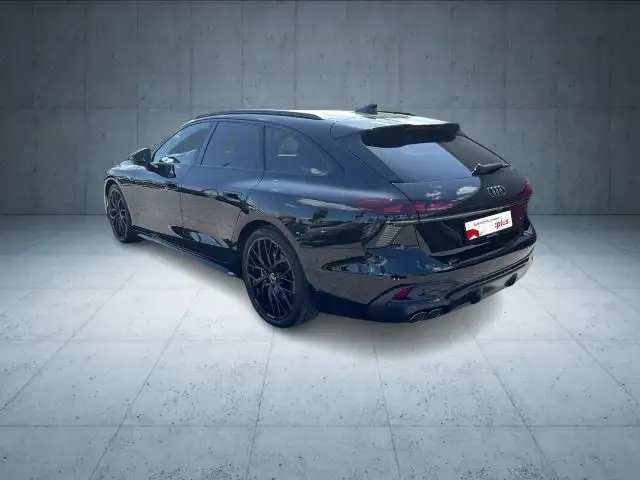 Audi A6 view 3