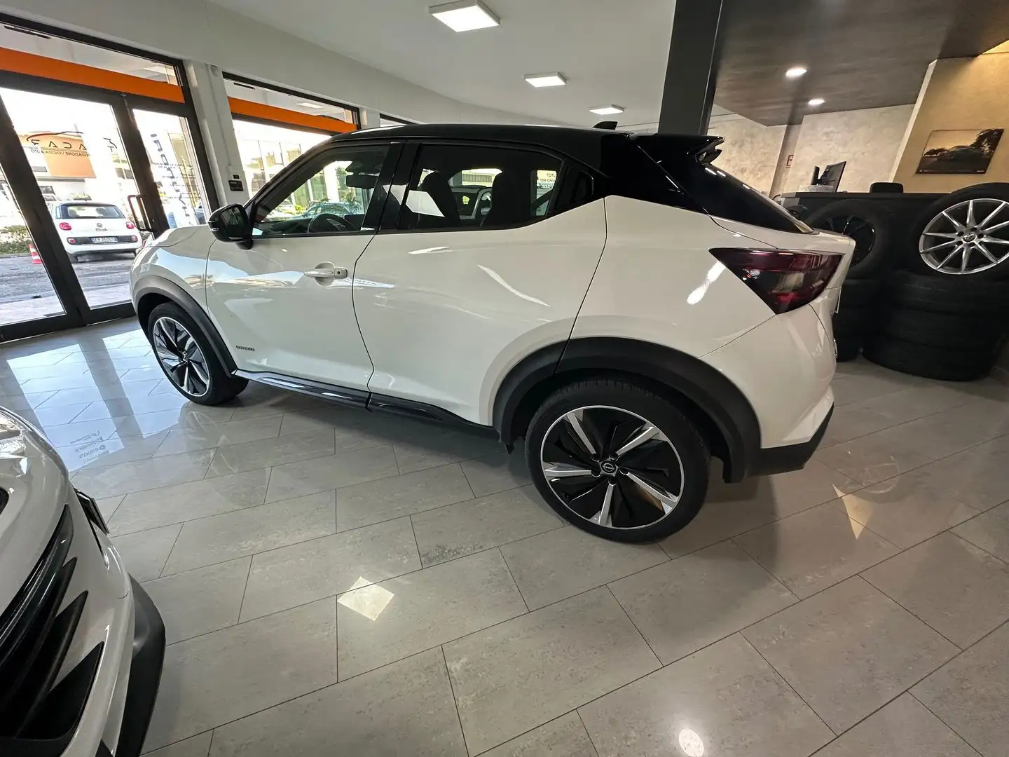 Nissan Juke N-Design 1.6 HEV Bianco - 2