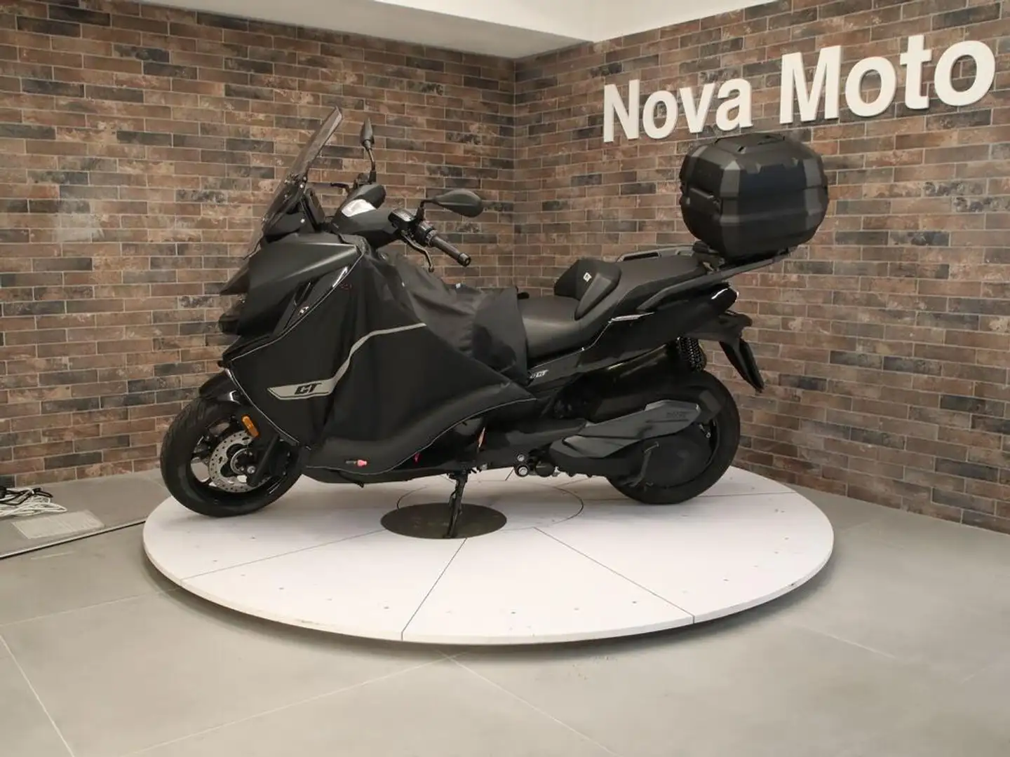 BMW C 400 GT Abs my25 Noir - 1
