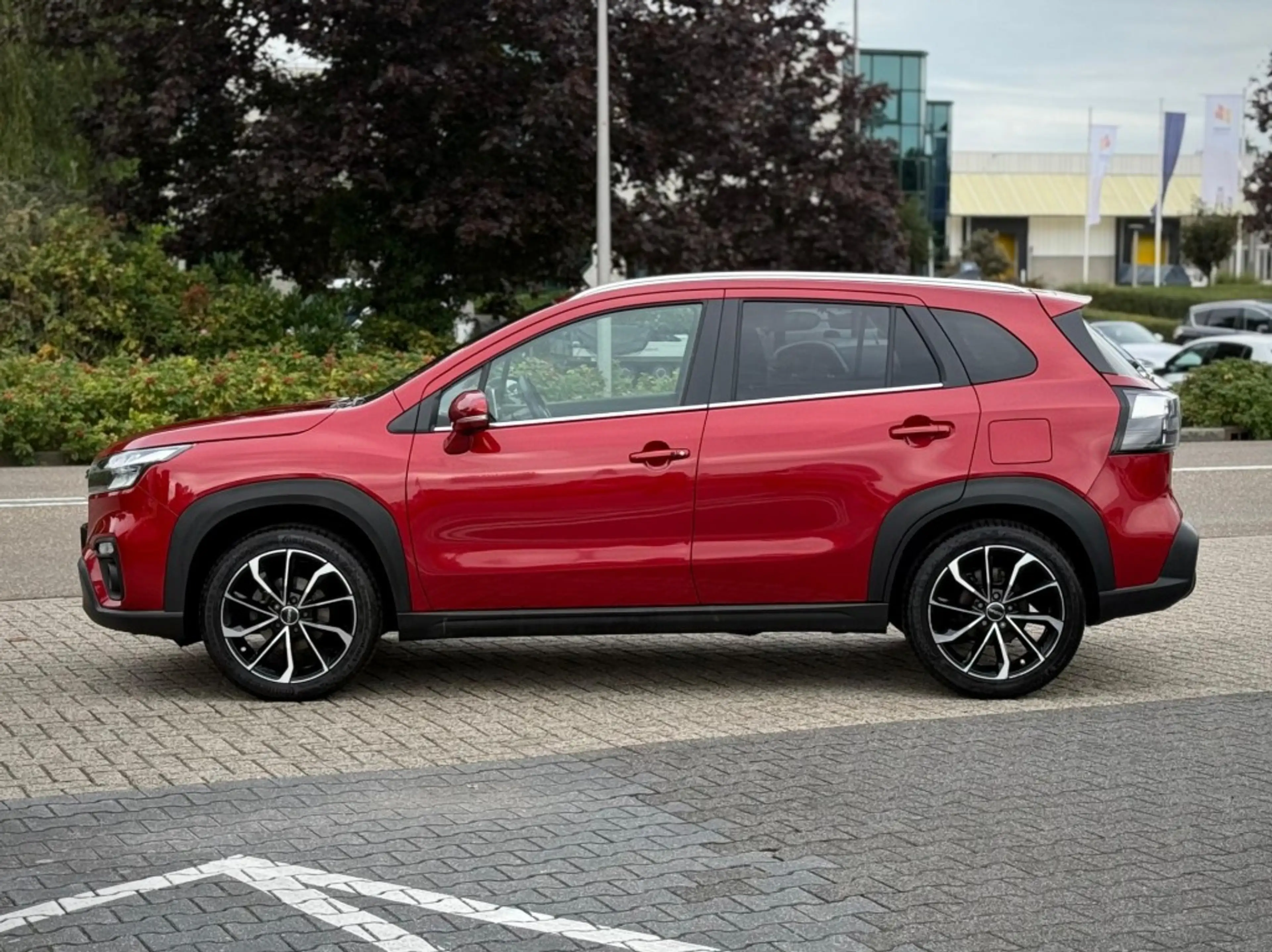 Suzuki SX4 S-Cross 1.5 HYBRID A/T STYLE TREKHAAK PANO 360CAMERA CARPL — photo 2