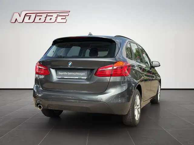 BMW 2 Series view 5
