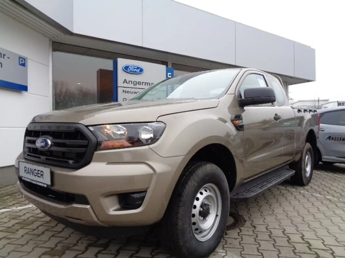 Ford Ranger Extrakabine 2,0 l EcoBlue XL AHK Wanne Offroad-P. Silber - 1