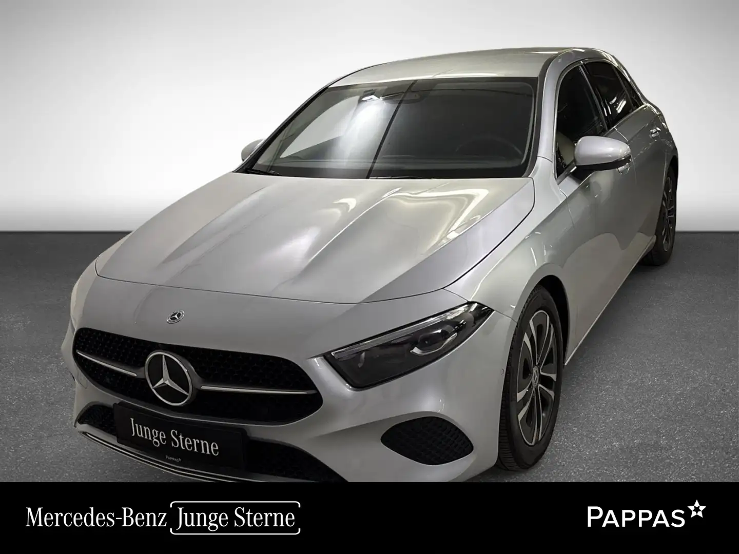 Mercedes-Benz A 200 d Kompaktlimousine Österreich-Edition PTS Silber - 1