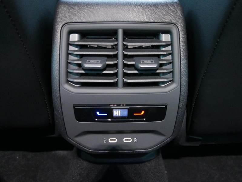 SEAT Leon Sportstourer FR 1.5 eTSI Kombi DSG*AHK-SCHWENKB... — photo 12