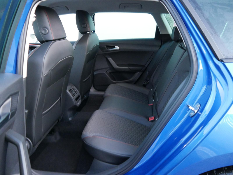SEAT Leon Sportstourer FR 1.5 eTSI Kombi DSG*AHK-SCHWENKB... — photo 6