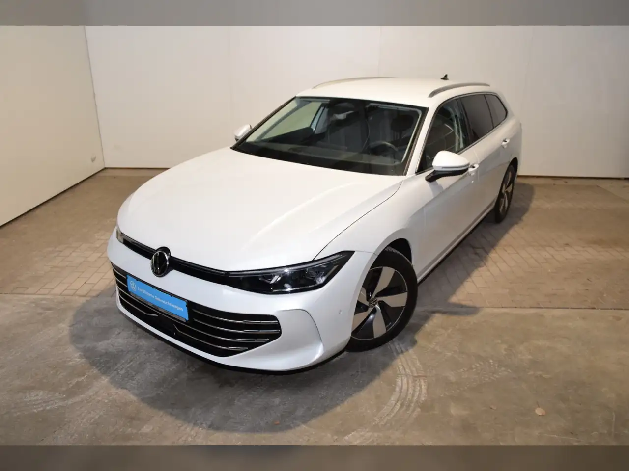 Volkswagen Passat Variant TDI Elegance DSG AHK - AreaView - IQ-Light - Navi 2