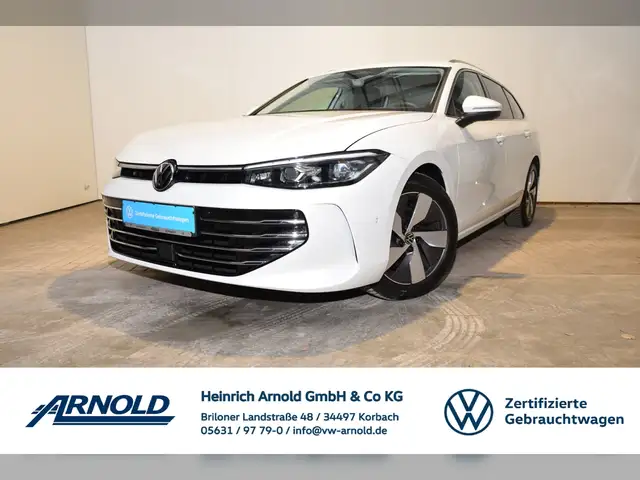 Volkswagen Passat Variant TDI Elegance DSG AHK - AreaView - IQ-Light - Navi