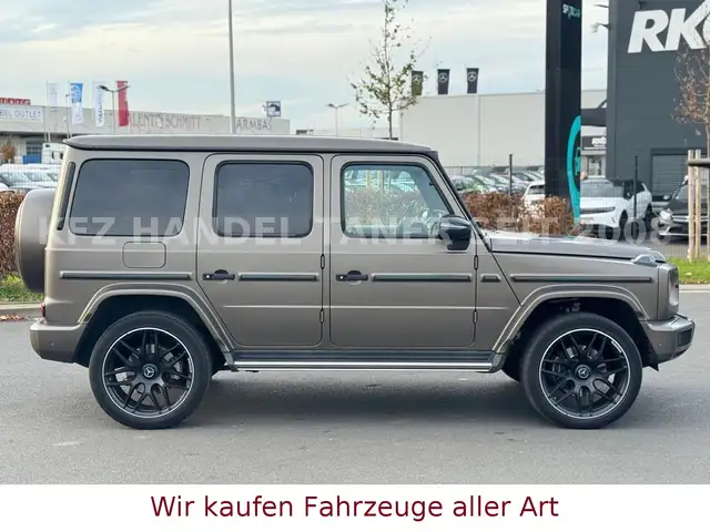 Mercedes-Benz G 400