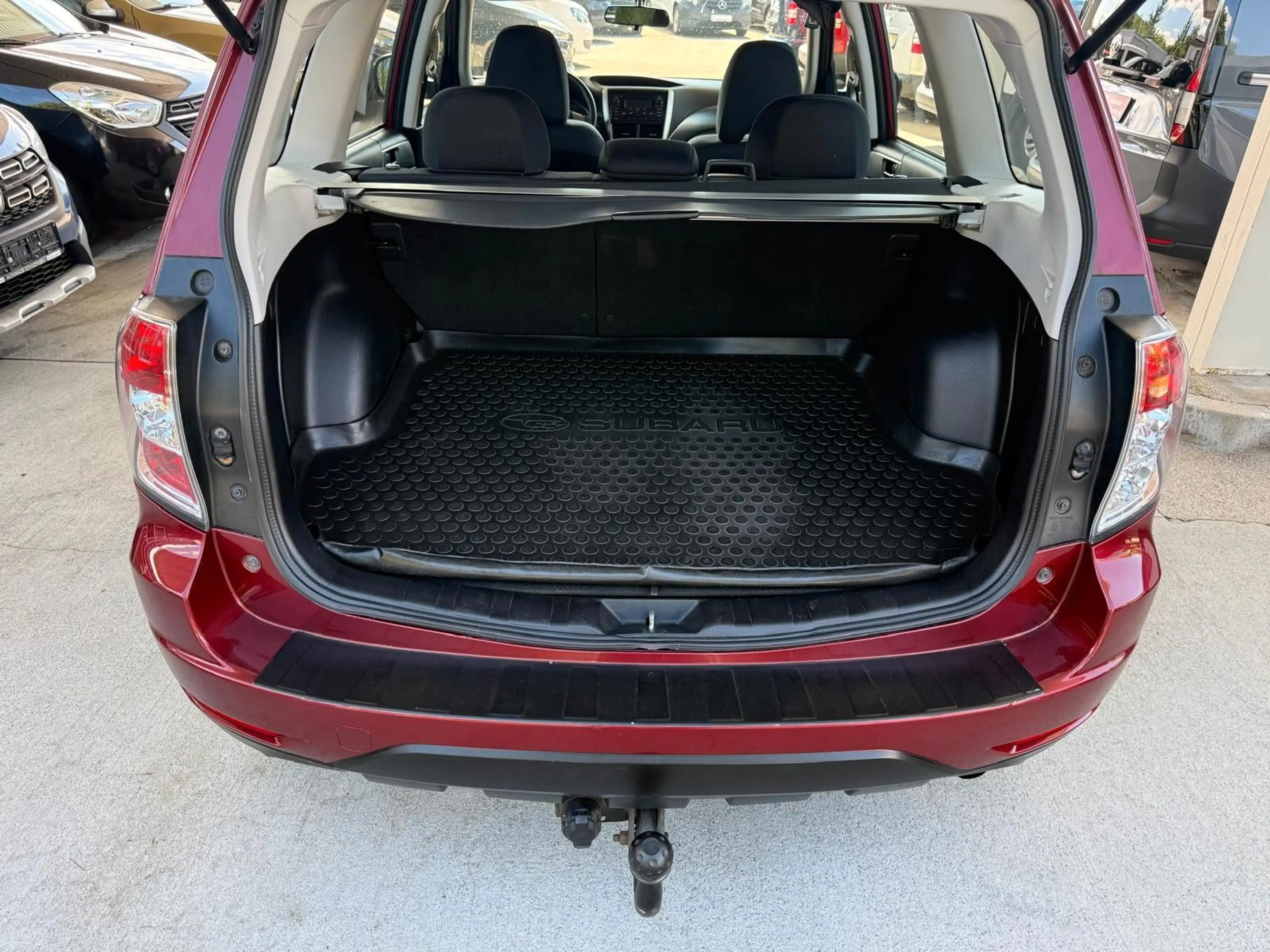 Subaru Forester Active *TÜV NEU*AHK*8-fach BR*SHZ* — photo 15