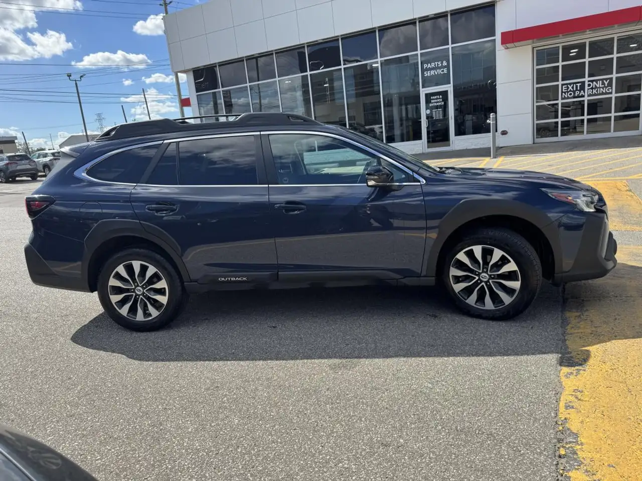 Subaru OUTBACK photo Subaru OUTBACK