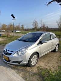 Corsa 1.0 12V Edition