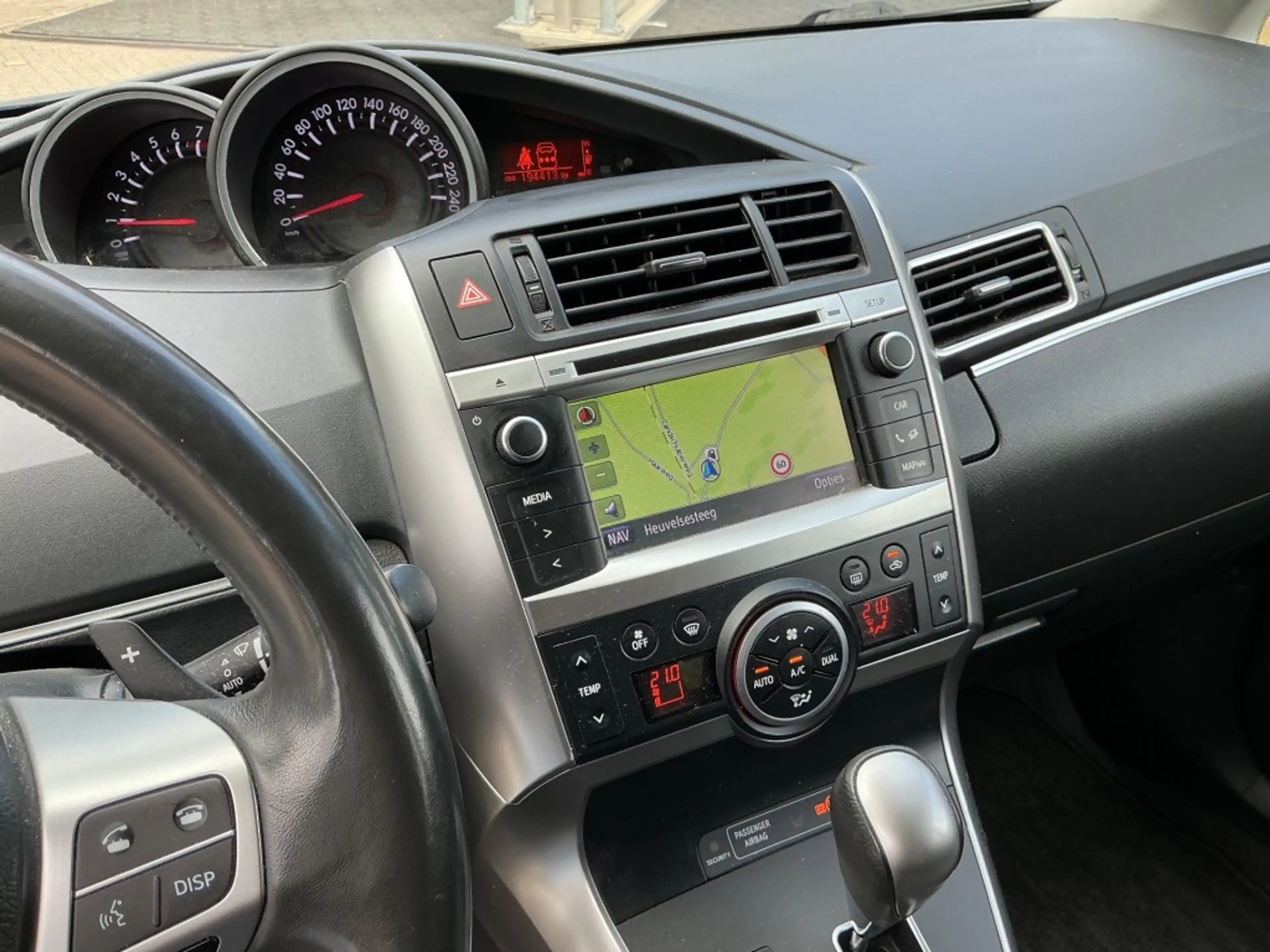 Toyota Verso 1.8 VVT-I BUSINESS — photo 16