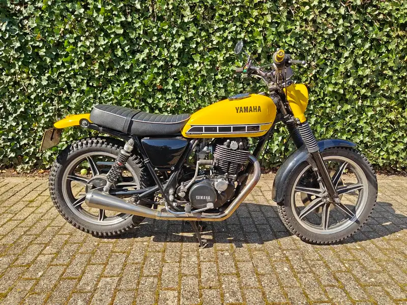 Yamaha SR 500