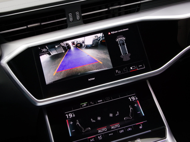 Audi A6 Avant 55 TFSI e quattro Competition S-Line Edition — photo 33