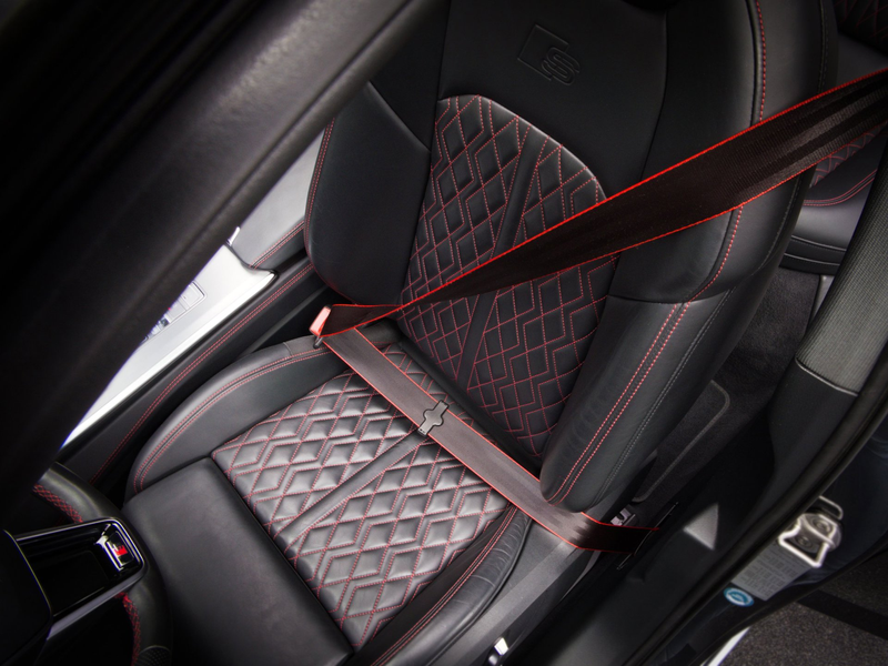 Audi A6 Avant 55 TFSI e quattro Competition S-Line Edition — photo 22
