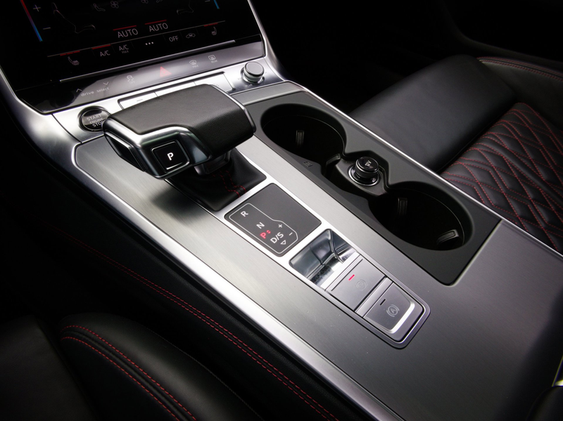Audi A6 Avant 55 TFSI e quattro Competition S-Line Edition — photo 28