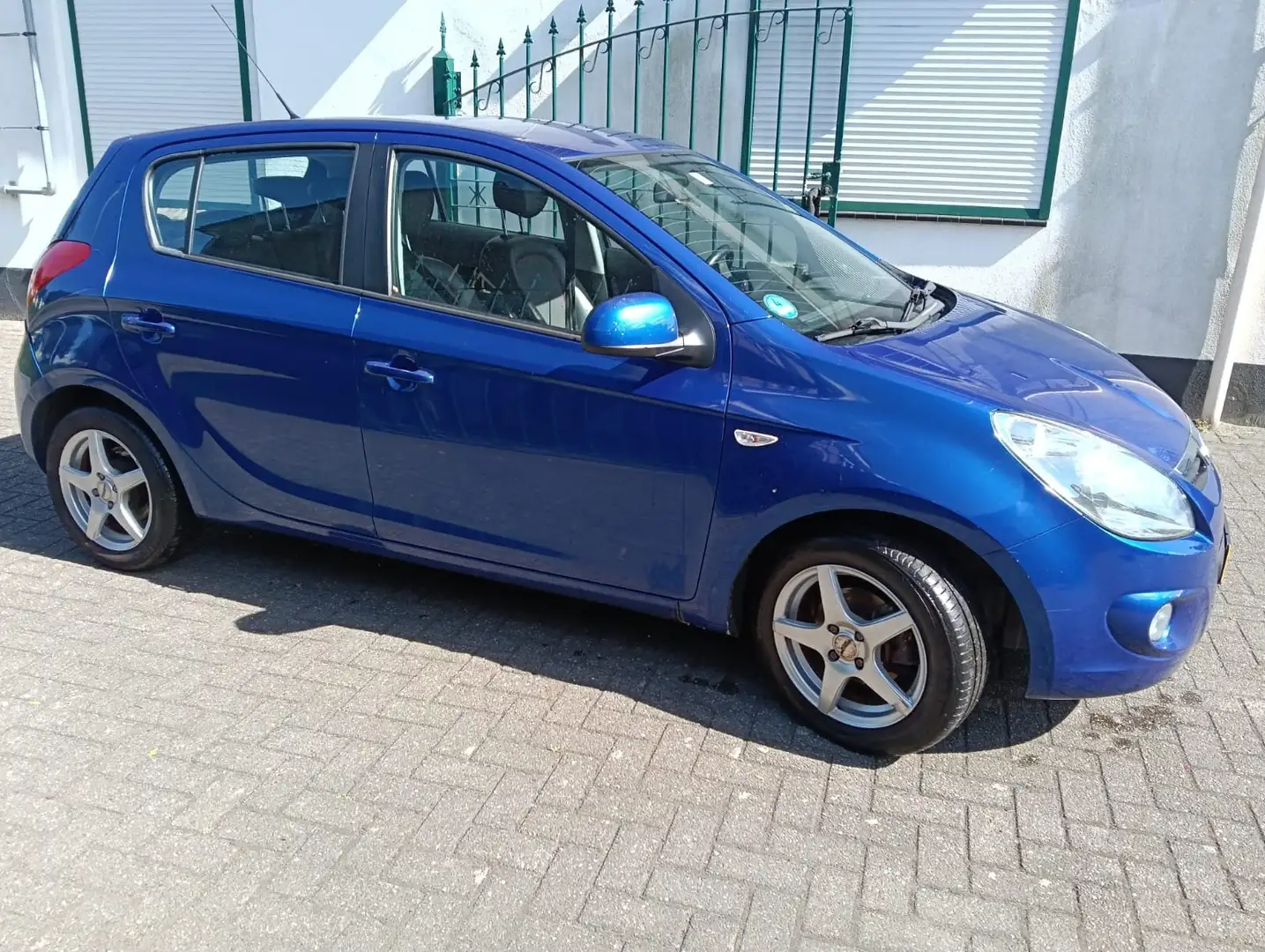 Hyundai i20 i20 1.4i i-Catcher Azul - 2