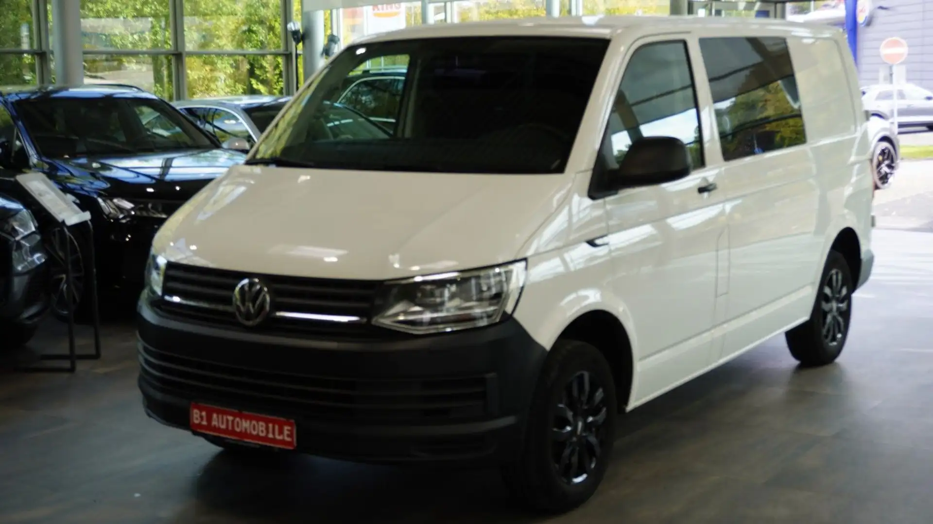 Volkswagen T6 Transporter Kaste-6 Sitz Fenst Trendline*AHK* Weiß - 1