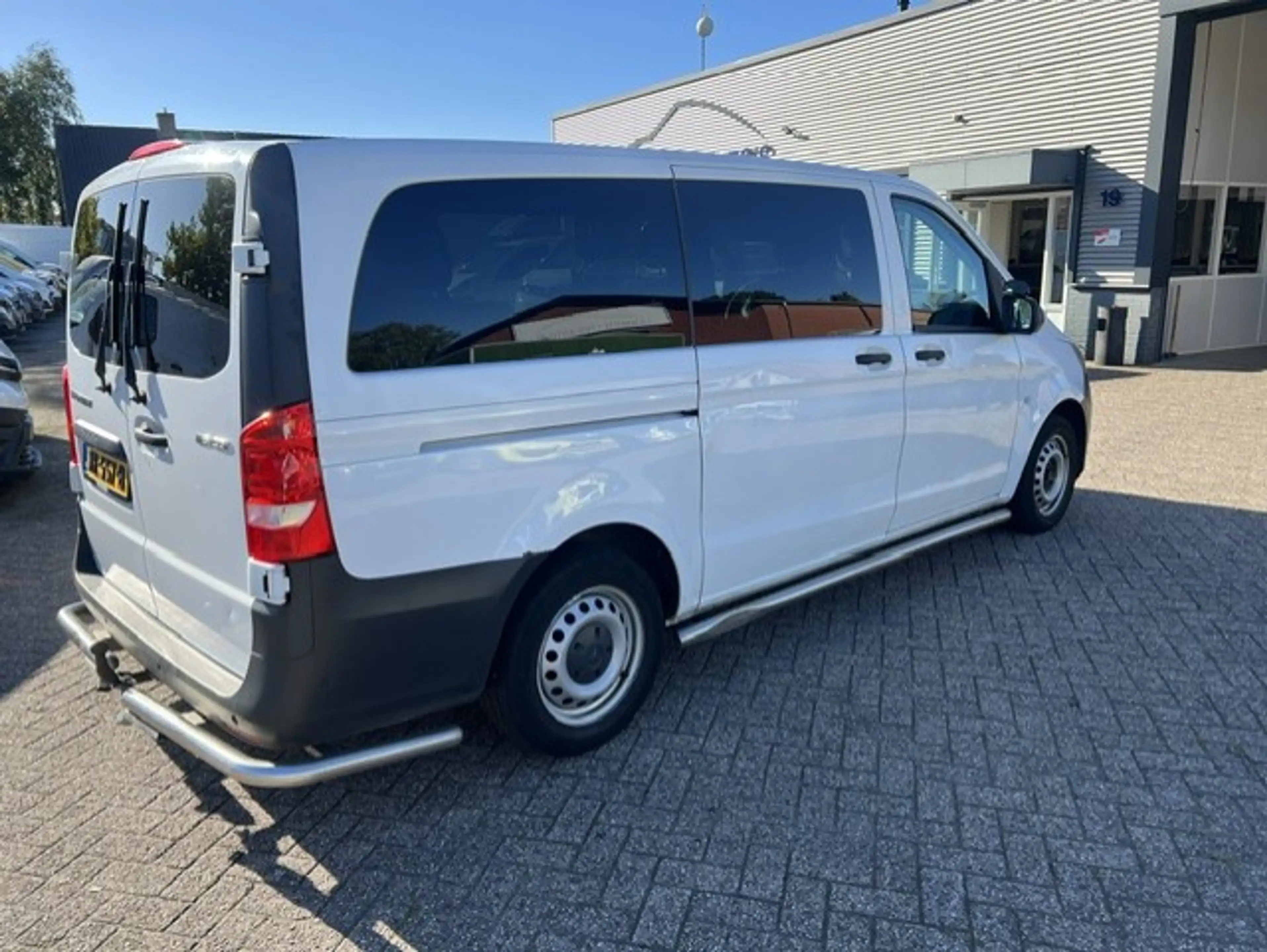 Mercedes-Benz Vito Tourer 116 CDI 120KW Lang PKW BRIEF 8P AUT. KLIMA — photo 4
