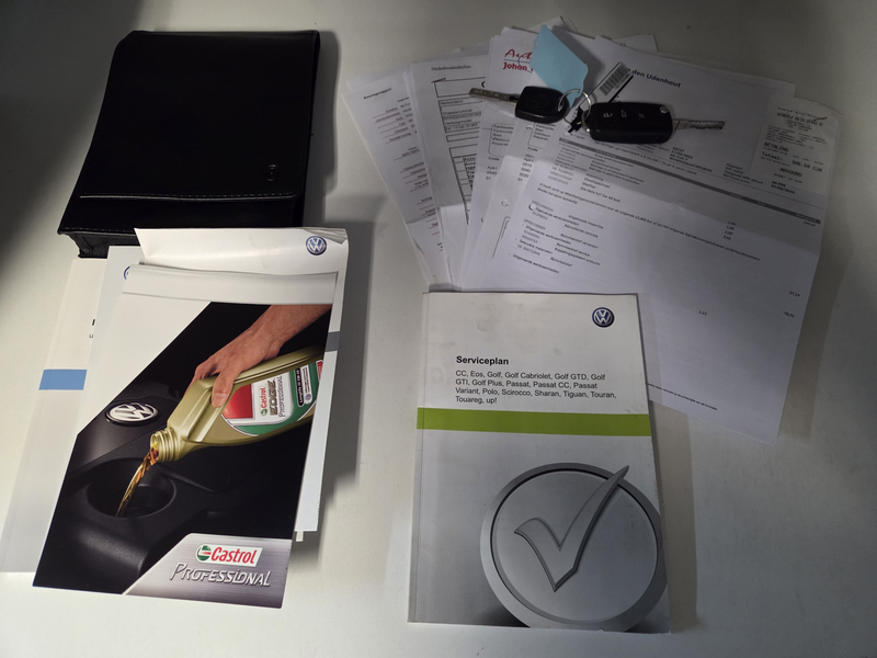 Volkswagen up! 1.0 high up! White uitvoering airco 1 eigenaar !!! — photo 27