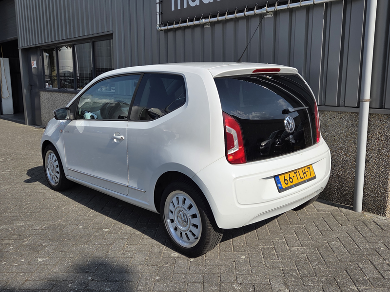 Volkswagen up! 1.0 high up! White uitvoering airco 1 eigenaar !!! — photo 4