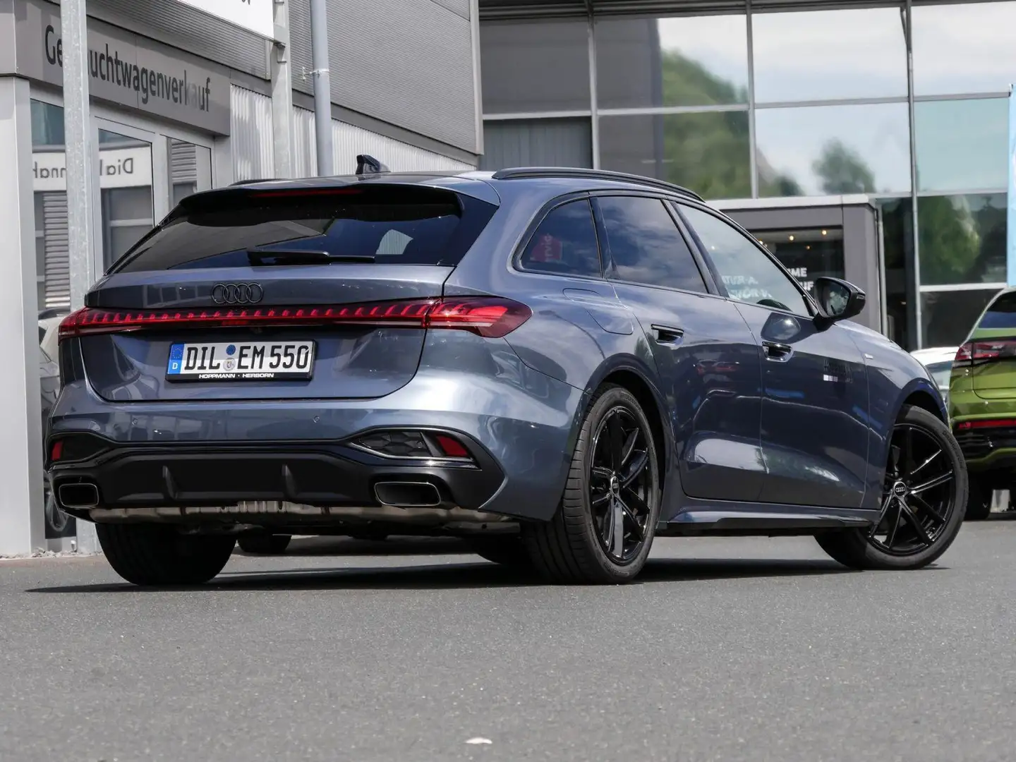Audi A5 TFSI S-Line Tech Plus AHK Blau - 2