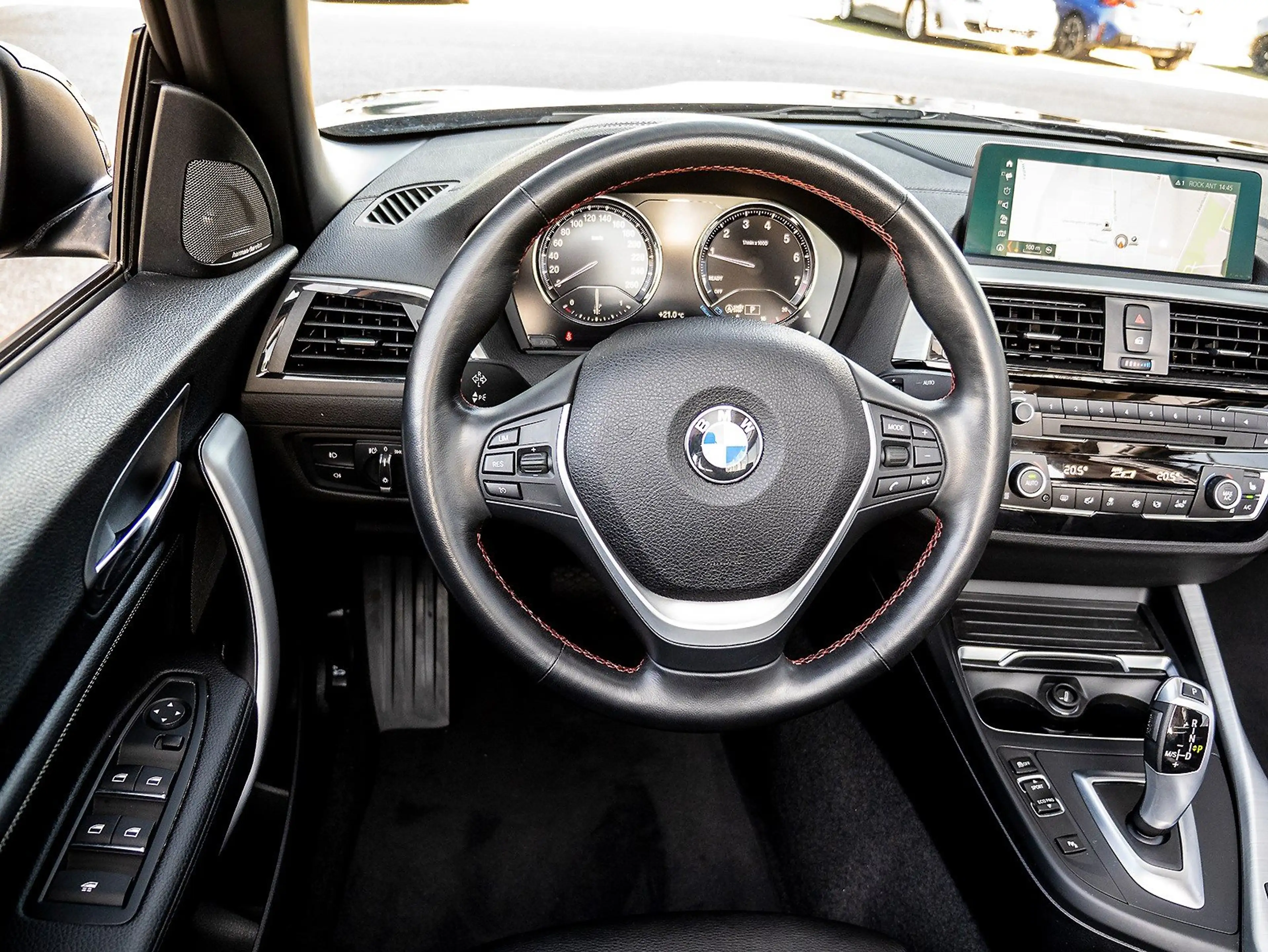 BMW 220 i Cabrio Aut Sport Line H/Ksound LED 1VB Navi-Pro — photo 10