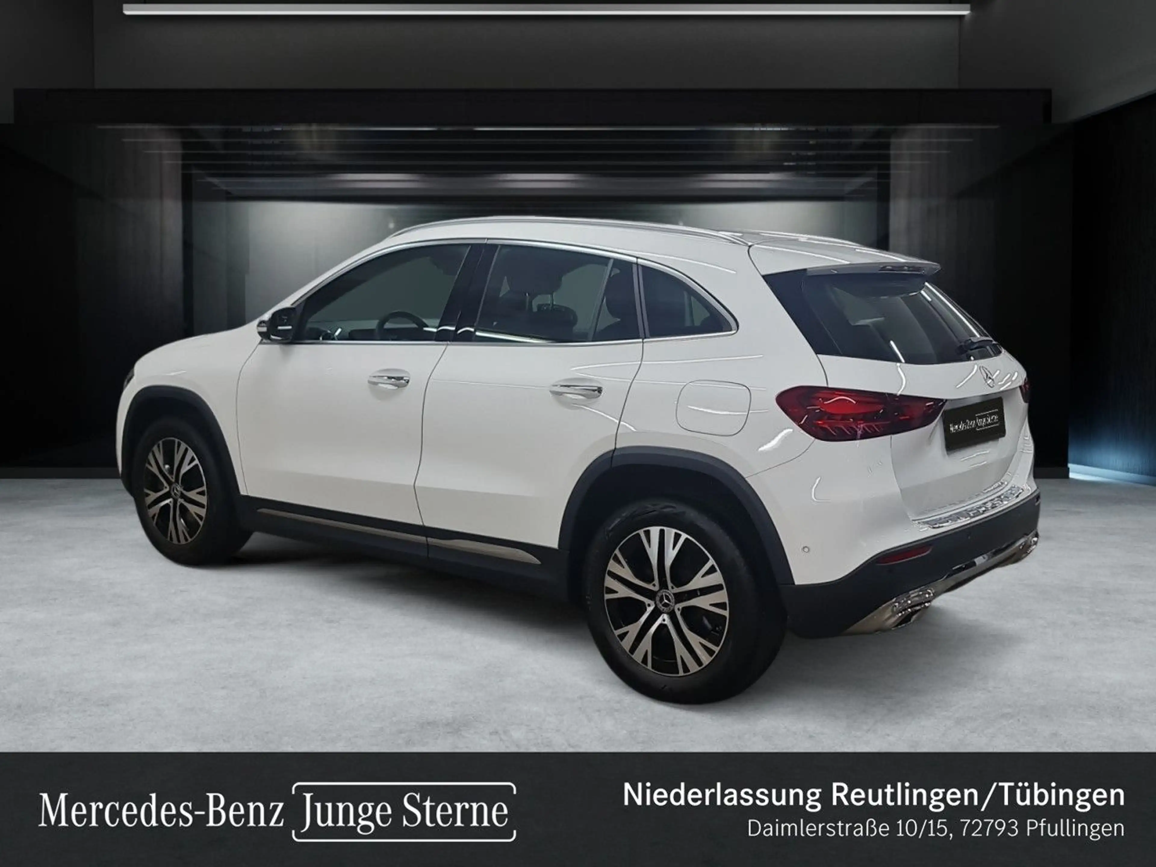 Mercedes-Benz GLA 220 d 4M PROGRESSIVE+MULTIBEAM+KAMERA+TOTW+8G — photo 8