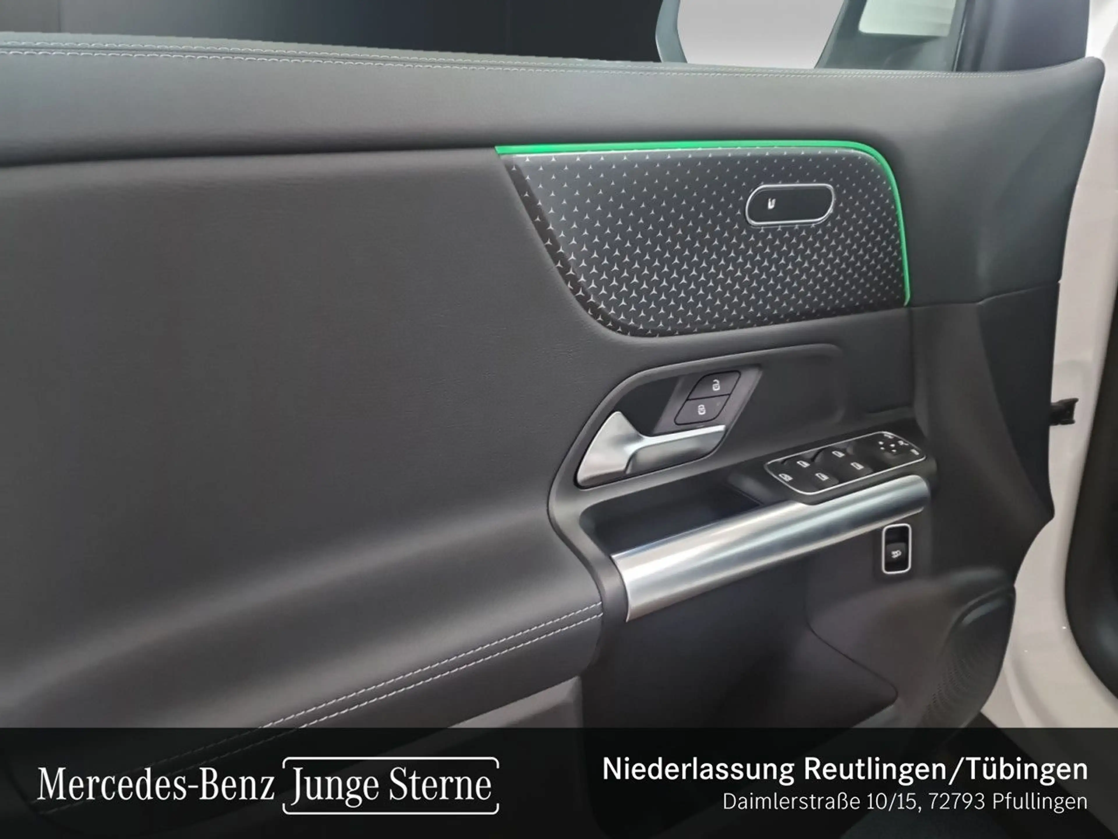 Mercedes-Benz GLA 220 d 4M PROGRESSIVE+MULTIBEAM+KAMERA+TOTW+8G — photo 12