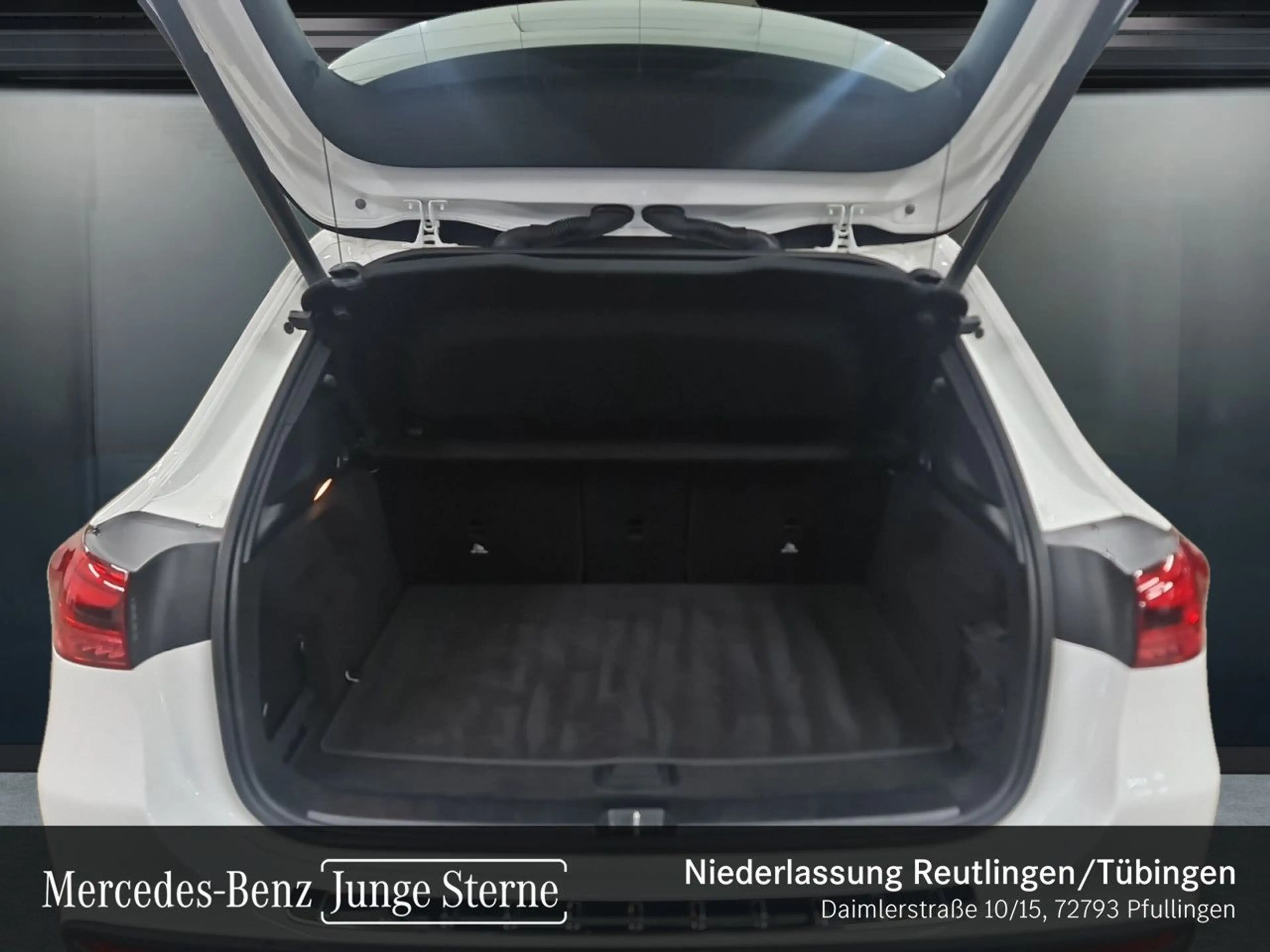 Mercedes-Benz GLA 220 d 4M PROGRESSIVE+MULTIBEAM+KAMERA+TOTW+8G — photo 6