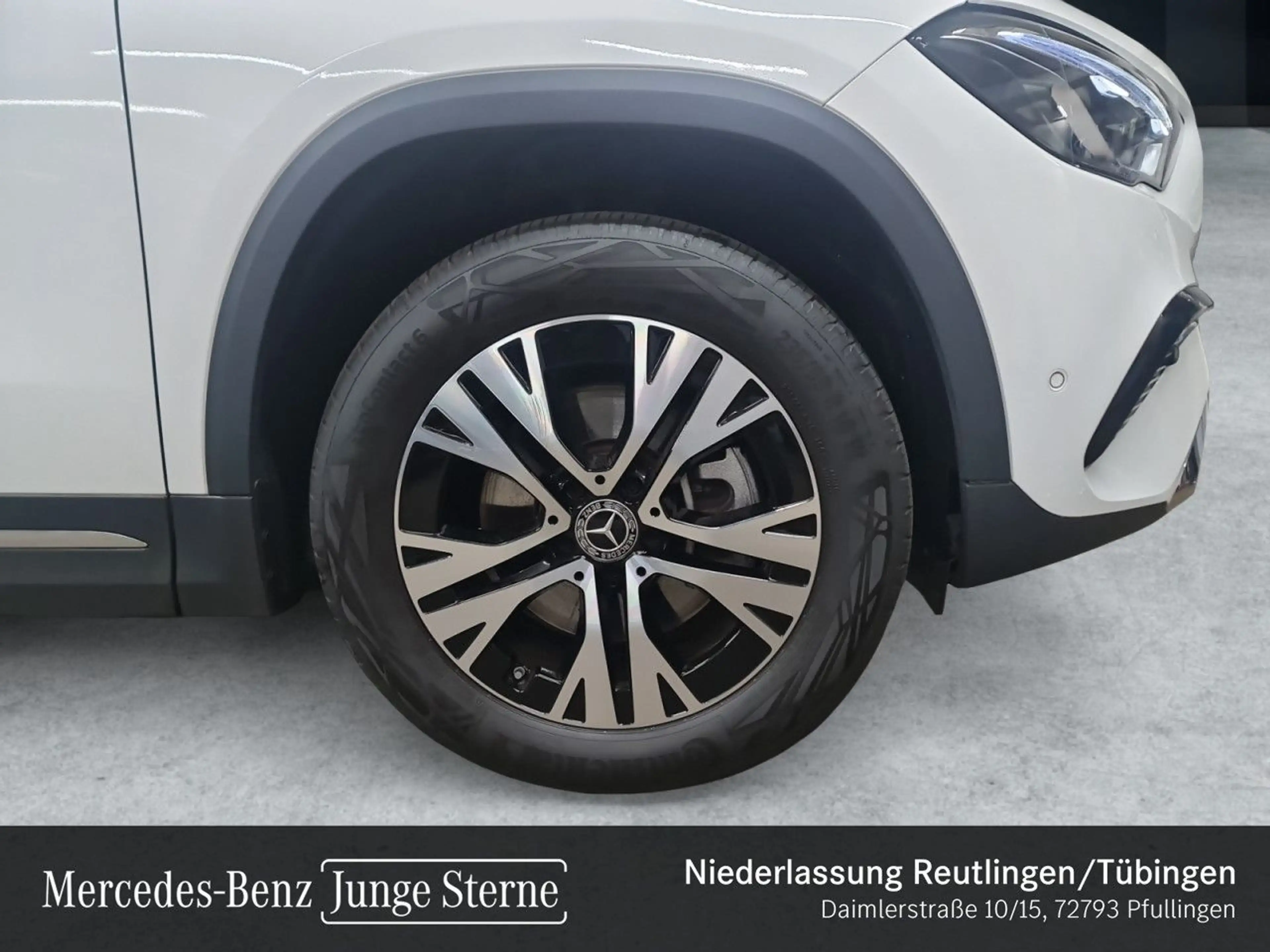 Mercedes-Benz GLA 220 d 4M PROGRESSIVE+MULTIBEAM+KAMERA+TOTW+8G — photo 3