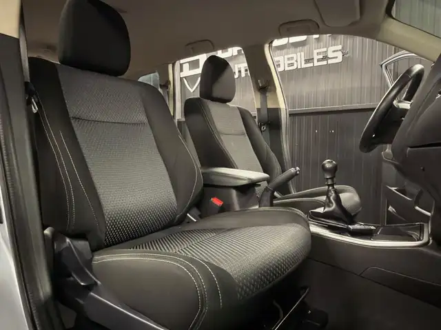Mitsubishi Outlander view 15