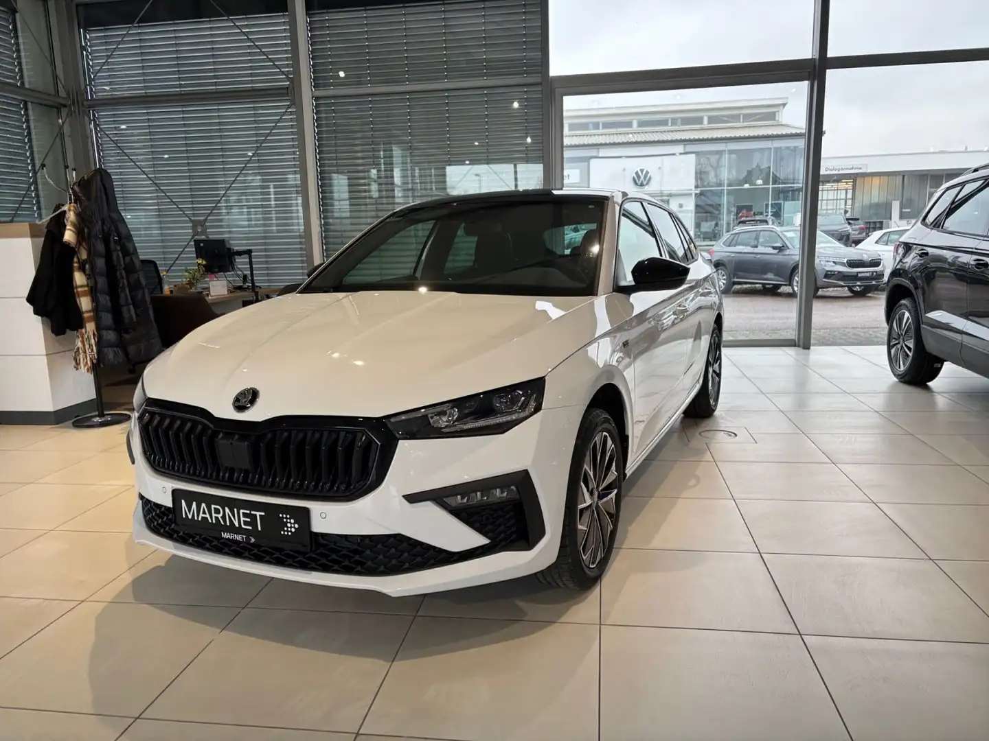 Skoda Scala Tour 1,5 TSI | DSG | KESSY Weiß - 2