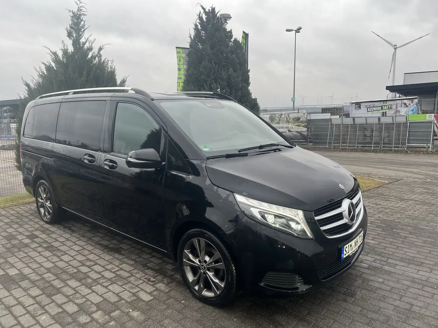 Mercedes-Benz V 220 V 220d lang Edition Schwarz - 1