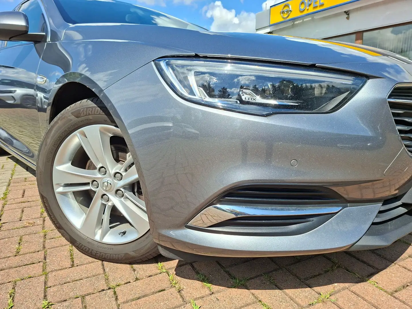 Opel Insignia B GS Innova +MATRIX-LED+NAVI+KLIMAAUTO+ Grau - 2