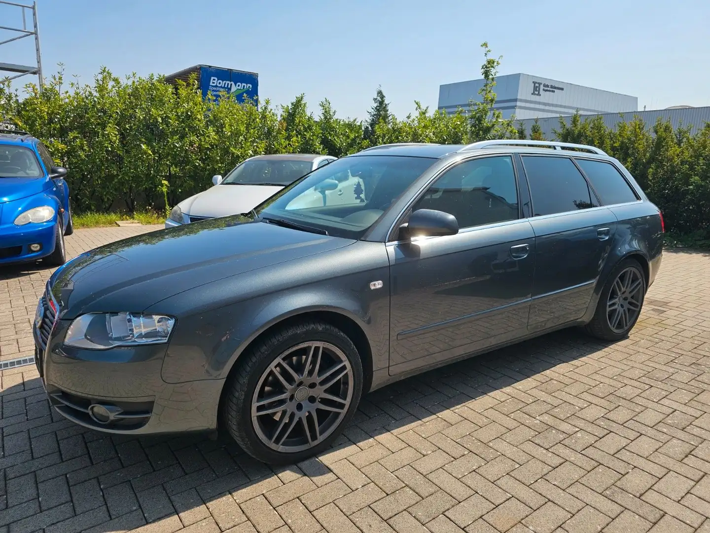 Audi A4 2.0 TDI 125kW (DPF) Avant Brandschaden. Grey - 1