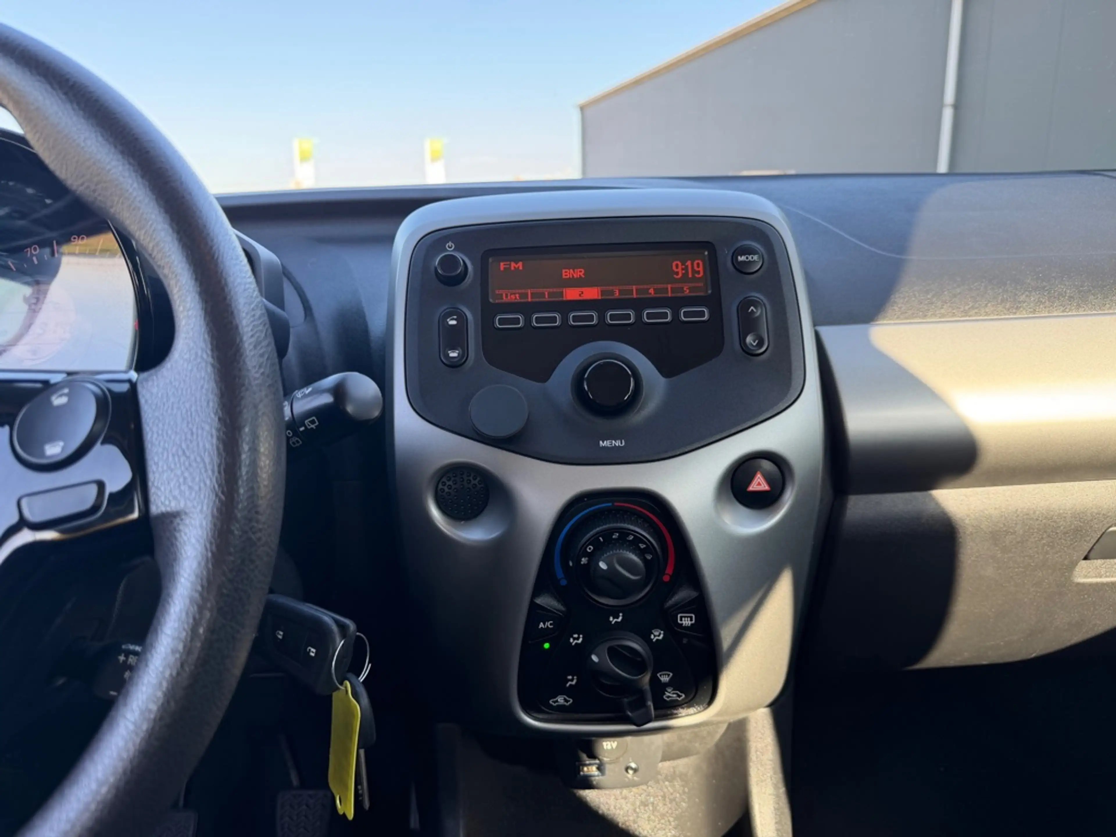 Citroen C1 1.0 e-VTi Feel — photo 8