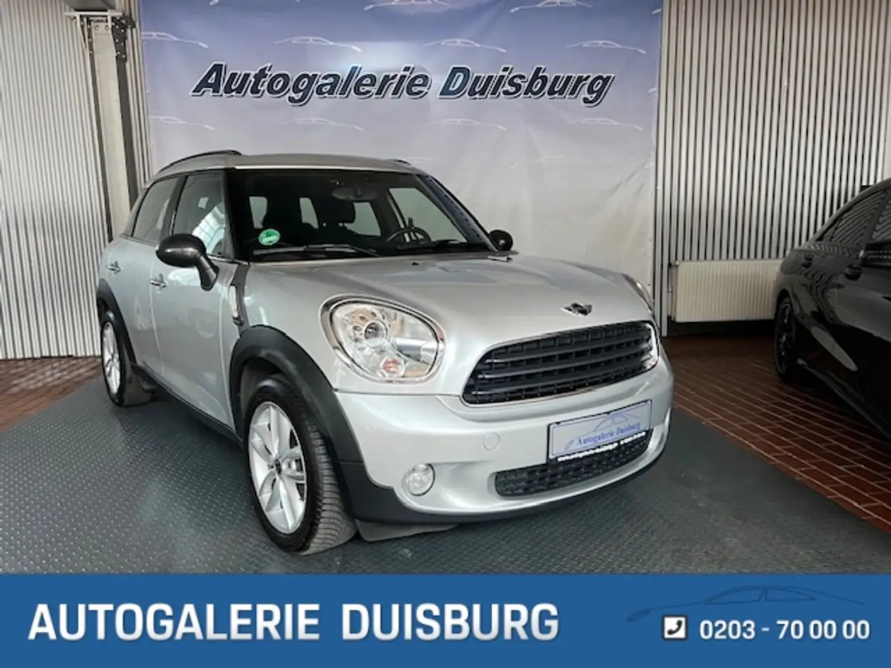 MINI One Countryman